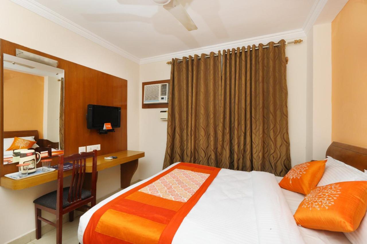 Oyo 15963 Manor 3*